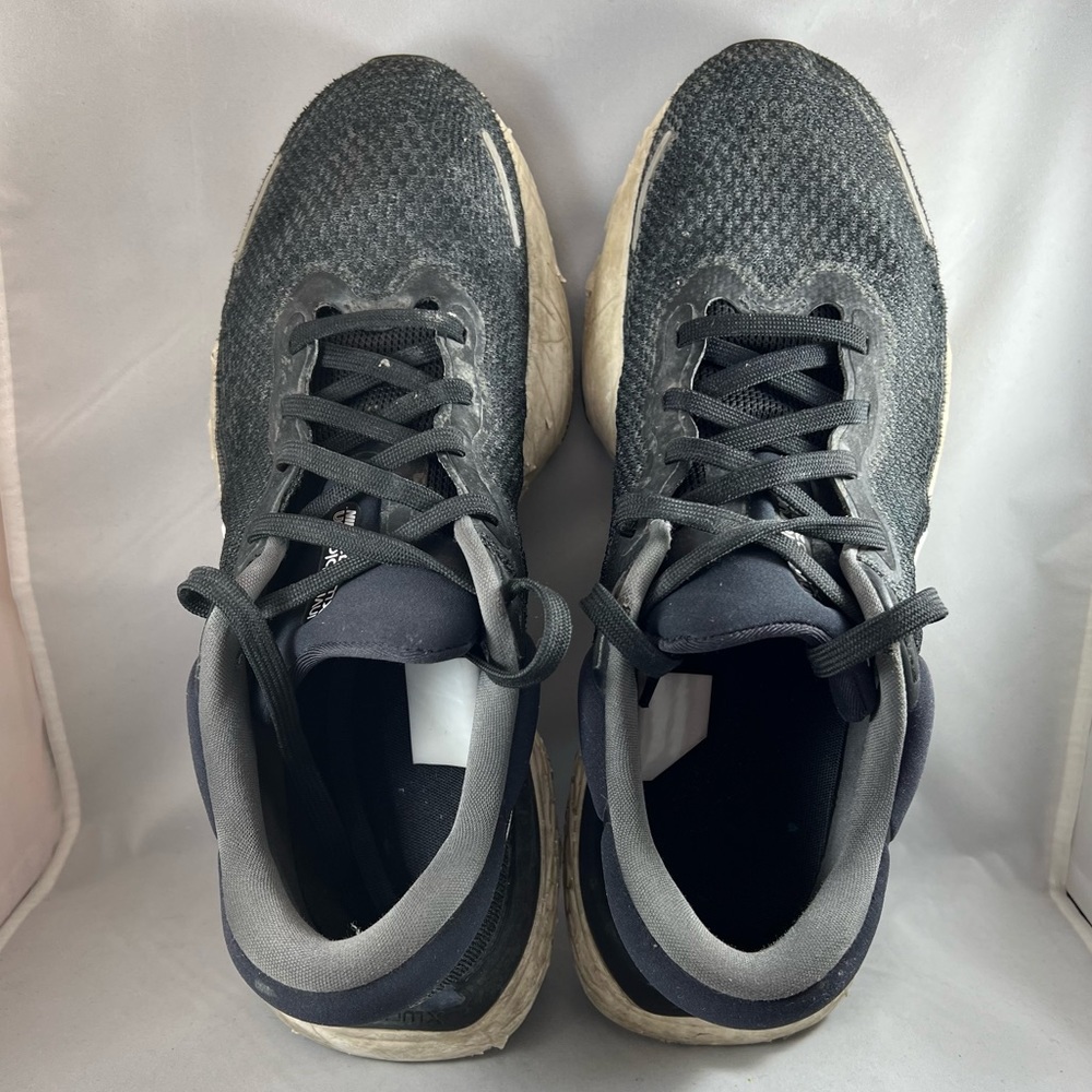 Nike ZoomX Invincible Run Flyknit Running Shoes - Men's size 11.5 - Picture 11 of 13
